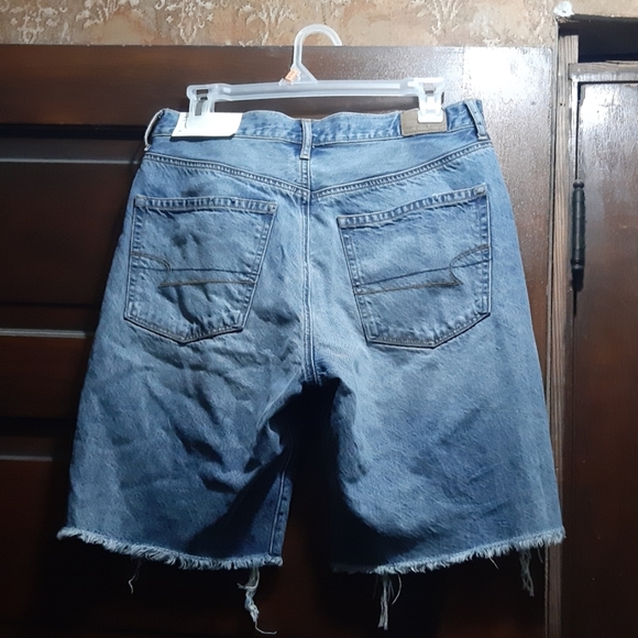 American Eagle Shorts - Picture 2 of 2